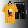 Summer Mens T-shirt Shorts 2 pièces SetS de concepteur à manches courtes Décodage de plusieurs couleurs T-shirts T-shirt à cou rond blanc noir blanc pour hommes