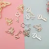 Ciondoli 10pcs Rhinestone Butterfly Heart Lock Design Pendenti in metallo Montare gioielli fai -da -te che fanno gli orecchini ornamenti per accessori.