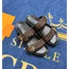 Designers Sandals Sliders luxury Slippers Bom Dia Genuine Leather sandal Casual Shoes summer beach sandale gladiator Mules hasp New womans mens Flat size35-45