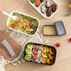 Bento -dozen 800/1600 ml Plastic Japanse Bento Box met houten korrelbedekking grote capaciteit draagbare magnetronlunch Geschikt voor volwassen studenten Q240427