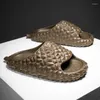 Casual Shoes Marke Sommer-Pantoffeln für Frauen Männer Mode kreativ Durian Look Strand Sandalen dicker Sohle nicht rutschfestem Flip Flops