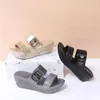 Slippers vrouw sandalen goud open teen sandaal glitter schoenen vrouwelijk 2024 zomer hoge hakken platform wiggen hakken pumps