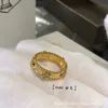 Merk sieraden originele caleidoscoop ring smalle editie dames v gold dikke plating 18k rose 5a hoge koolstof diamant licht luxe verkoop