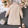 女の子のドレスキッズカジュアルドレス女の子の服2024秋の冬の幼児編み長いスリーブタートルネックプリンセスファッション子供