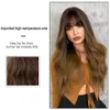 Perruques synthétiques perruque à onde longue dorée profonde adaptée aux femmes Synthétique brun vert ombre avec une frange résistante à la chaleur naturelle Q240427