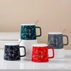 Tasses mignons dessin animé panda en céramique tasse créative relief tasse en trois dimensions avec couvercle