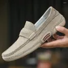 Chaussures décontractées 2024 Men de cuir mocassins en daim de haute qualité Moccasins confortables