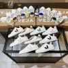 2024 Top Frans Brazilië Green Low Carbon Life V Organic Cotton Flats Platform Sneakers Women Women Casual Classic White Designer Shoes Heren Loafers Theres a V On The 11