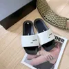 Wang Luxury Designer Shoe Fashion Sandale Slippers Summer Beach Loafer Womens Mens Tailvas Slive extérieure Black Blanc Rouge Piscine Red Sliders Flat Sports Mule Sandales