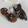Scarpe casual signore 2024 sandali sportivi all'aperto primavera/estate con suola piatta comoda da donna comoda da donna
