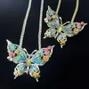 Kolorowy naszyjnik z kwiatem motyla z antyczną biżuterią w starym stylu lekki luksusowy design sens antyczny naszyjnik