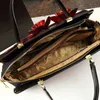 3次元の手作りの花のハンドバッグ中年レディー汎用マザースタイル段階的な変化明るい顔シングルショルダークロスボディバッグ