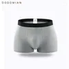 Sous-pants 4 pcs / lot Fibre modale Élasticité de couleur pure Mesh boxer masculin Bourse de shorts flexibles solides respirants marques CUECAS