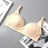 La maternité intime Euerdodo Nursing Bra Vêtements de grossesse pour les femmes enceintes allaiter le soutien-gorge en coton maternité avec un sein ouvert D240426