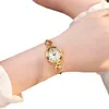 Montre-bracelettes Bracelet coeur Femme Regarder Rose Gold Quartz Robe de montre-bracelet Casual Watches Gift Accessoires uniquement