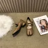 Chaussures décontractées porc trotter 2024 vintage Mary Jane Boucle de boucle en une ligne pour femmes
