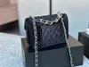 Sac fourre-tout haute définition grosse chaîne croisée à bandoulière en diamant en laine en laine Velvet Messenger Vent-carré