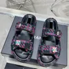 Mules Designer Womens Cloth Sandal Platforms Slide On Slide Tweed Shoes Lambskin Sandal Flat Heel Flopsボヘミアンゴールドバックル調整可能な足首ビーチスリッパ