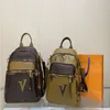 Louls Vutt Women's Unisex Luxury Designer Tote Travel Backpack Backpack Bag 23SS Bag Make -uptas luxe buitenburst 31 cm zak Student