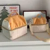 Nette Toast Brotkosmetische Tasche mit großer Kapazität, INS -Stil und gutem Look, tragbarer Aufbewahrungstasche, tragbarer Crossbody -Kamera -Tasche