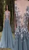 2019 Paolo Sebastian Lace Prom Dresses Sheer Plunging Halning Appliced ​​Party Gowns Cheap Sweep Train Tulle Beads Evening Wear Fo6809354