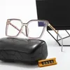 Moda Novos óculos de sol homens e mulheres os mesmos óculos de sol de ponta de luxo de luta de luta de viagem Design de logotipo da carta 9 colorido Anti-Glare Protection Óculos de sol