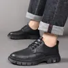 Vestido sapatos festas masculinos britânicos coreanos de juventude vintage preto negócios forma formal desgaste casual redou homens