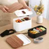 Bento -dozen 800/1600 ml Plastic Japanse Bento Box met houten korrelbedekking grote capaciteit draagbare magnetronlunch Geschikt voor volwassen studenten Q240427