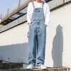 Overalls Männer Denim Jumpsuit Straight Jeans Hip Hop Big Pocket Wide Bein Cargo Hosen Mode Casual Lose Männchen ROMPERS HOSEER240416