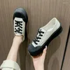 カジュアルシューズgioio女性スニーカーファッション息を吹く硫化PUレザープラットフォームホワイトレースアップzapatos mujer