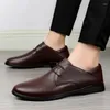 Casual Shoes Men orygine skórzane miękkie męskie Oxfordowie oddychające koronkowe mokasyny męskie sukienka ślubna włoska włoska