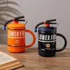 Becher Fire Extenduisher Cup Personalisierte Wasserflasche Home Keramik Kaffeetasse kreative Keramik Tee Tasse Perfektes Geschenk für Feuerwehrleute J240428