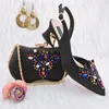 Klädskor 2024 elegant lila pu -tyg med olika ljusa strass dekorativa höga klackar modeparty sandaler kvinnors sko väska set
