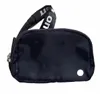 LL Bolsa de ioga em todos os lugares Boleteiro 1L Fanny Pack Designer Classic Chest Bumbag Nylon Womens Men Men ombro Bolsas de cintura Crossbody Designers Tote Bag