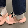 Hausschuhe Trend Trend Frauenplattform Mode Open Toy Non-Rutsch-Badezimmer-Folienschuhe für Frauen leichte Freizeit-Eva-Sandalen