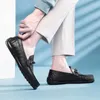 Chaussures décontractées Bureau STRAP MOINE CHOSTS POUR HOMMES GENTES SOCIAL 2024 TRENDE SLIP DE LIPEURS DE CUIR AUTO