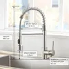 Robinets de cuisine LED nickel brossé pour lavabo un levier unique Sortez des mélangeurs de bec de source