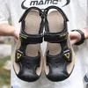 Sandalen Erste Schicht Cowide Männer lässige weiche Komfort Männer im Freien Sandalen trendy All-Match-Wandern für Männer