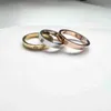 Anelli di band 2023 Anello classico di lussuoso anello in acciaio inossidabile per il marchio di lusso in pietra per ragazze non svanirà mai come regalo di compleanno al matrimonio Q240427