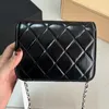 Mini yıldız bel çantası 24c lüks tasarımcı çanta gerçek deri kadın çanta moda zinciri omuz çantası çapraz gövde çanta yüksek kalite değişim cüzdan flip el çantası bel cüzdan