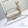 新しいヴァレンツノバッグロックバッグVlogoo Lady Purse 2024 Art National Style Summer Event EmbroideryウールレザーホワイトチェーンスタッドハンドヘルドスモールスクエアハンドバッグQPUK