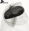 2020 Nuovo affascinante berretto da beretto francese per cappello invernale nero con velo mesh show a doppio strato berretto da donna berrette Cap8751309