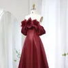 Festklänningar Elegant Bourgogne Satin Off Shoulder Evening With 3D Flowers 2024 Long Women Wedding Formal Gowns