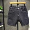 Lato 2023 Koreańska list drukowana luksusowa moda szczupła dżinsy klasyczne kowbojskie mężczyźni Casual Blue Boyfriend Street Shorts 240422