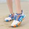 Sapatos Aqua crianças Summer Summer Praia descalça cinco dedos nadando na litoral colorida chinelos de chinelos infantis 2641 240416