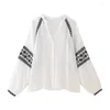 Women's Blouses Boho Inspired Floral Embroidery Blouse Shirt White Summer Spring Bohoemian Women V-neck Cotton Ethnic