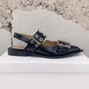 Leisure Sandalias para mujeres de alta calidad Cinturón de punta puntiaguda Hebilla de cuero plano Zapatos Femme Fashion Sandalias de diseño de fondo gruesos 240425