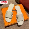 Hausdesigner Claquette für Damen Ladies Mode Luxus Leder Low Heels Pantoffel rutschen orange schwarange braun weiße Sandale Strandschuhe 35-42