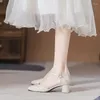 Zapatos de vestir 2024 Women Ballets Estilo de 5 cm Bombas de cuero suave de cuero suave Confort informal de metal redondo Correa de metal rosa