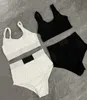 Paris Women's Bikini Zestaw Seksowne luksusowe stroje kąpielowe projektantki stroju kąpielowego Kobiety żebrowane moda pływanie na plażę noszą wysoką talię 2024 marka na plaży marki damskiej kąpiel